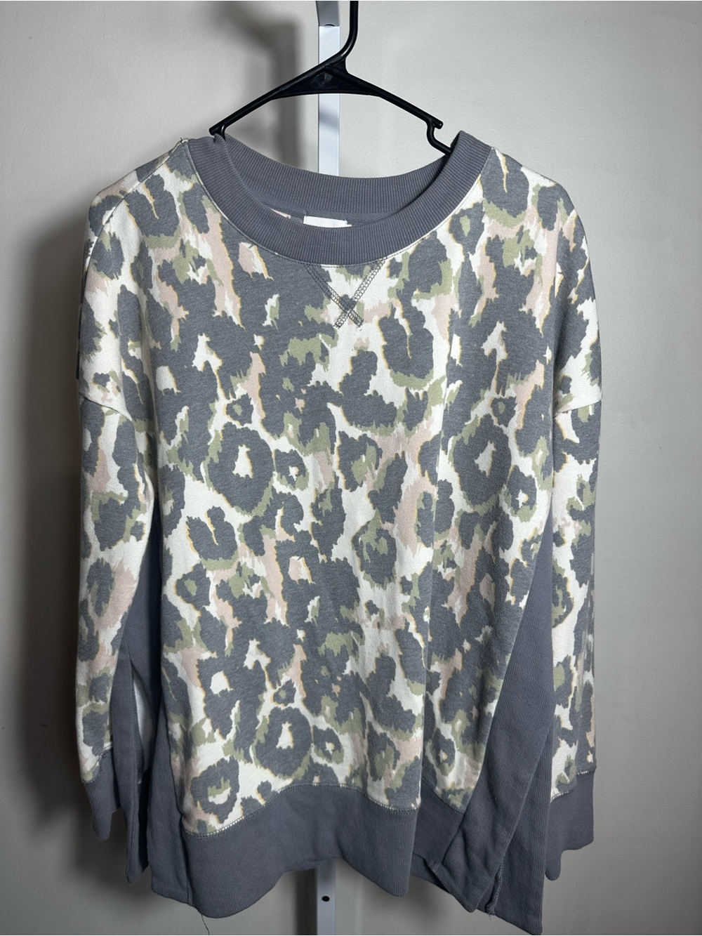 S143. BKE Camo Leopard Crewneck Sweater oversized